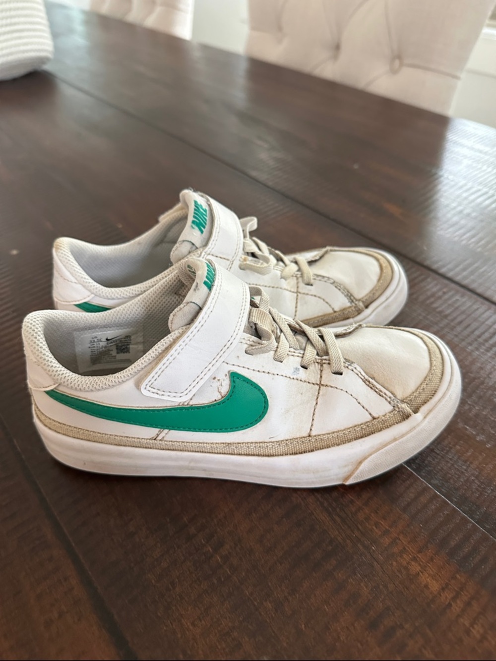 Nike Court Legacy